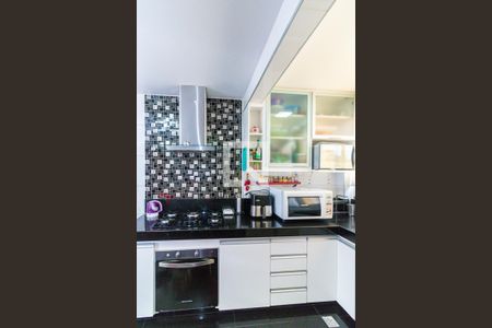 Apartamento à venda com 166m², 4 quartos e 4 vagasCozinha