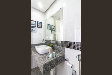 Apartamento à venda com 166m², 4 quartos e 4 vagasBanheiro