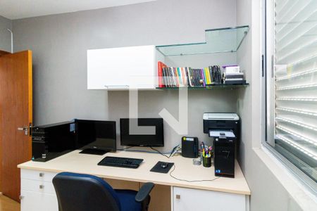 Escritório de apartamento à venda com 4 quartos, 166m² em Palmares, Belo Horizonte