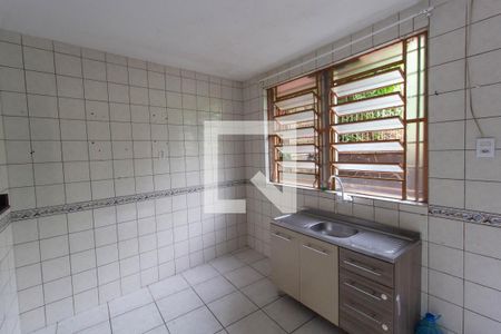 Casa à venda com 220m², 4 quartos e 2 vagas Casa à venda com 220m², 4 quartos e 2 vagasCozinha