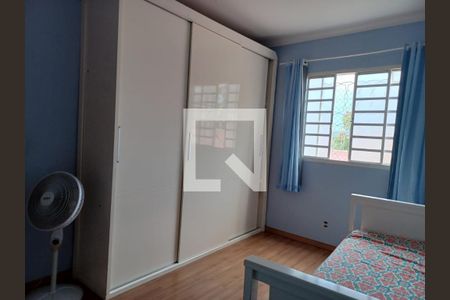 Casa para alugar com 5 quartos, 720m² em Quintas Coloniais, Contagem