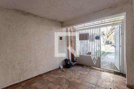 Casa à venda com 80m², 5 quartos e 1 vagaGaragem