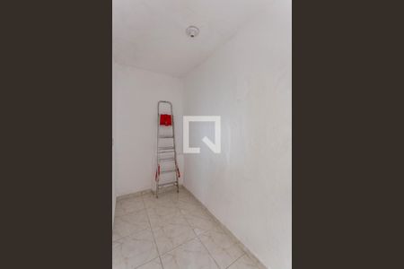 Casa à venda com 80m², 5 quartos e 1 vagaQuarto de Serviço