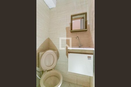 Lavabo de casa à venda com 5 quartos, 80m² em Vila Firmiano Pinto, São Paulo