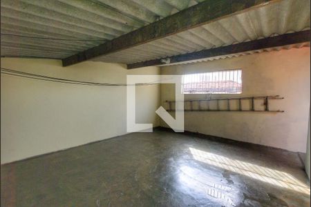 Casa à venda com 147m², 3 quartos e 1 vaga Casa à venda com 147m², 3 quartos e 1 vagaTerraço