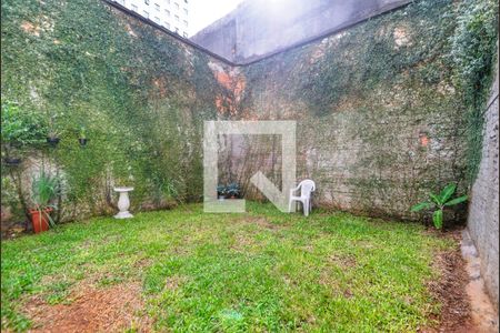 Casa à venda com 147m², 3 quartos e 1 vaga Casa à venda com 147m², 3 quartos e 1 vagaQuintal