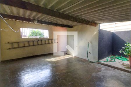 Casa à venda com 147m², 3 quartos e 1 vaga Casa à venda com 147m², 3 quartos e 1 vagaTerraço