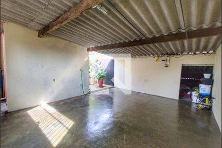 Casa à venda com 147m², 3 quartos e 1 vaga Casa à venda com 147m², 3 quartos e 1 vagaTerraço