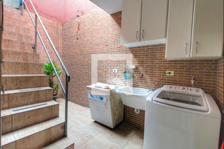 Casa à venda com 147m², 3 quartos e 1 vaga Casa à venda com 147m², 3 quartos e 1 vagaÁrea de Serviço 2