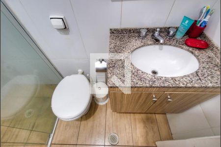 Casa à venda com 147m², 3 quartos e 1 vaga Casa à venda com 147m², 3 quartos e 1 vagaBanheiro