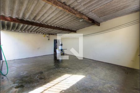 Casa à venda com 147m², 3 quartos e 1 vaga Casa à venda com 147m², 3 quartos e 1 vagaTerraço