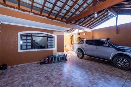 Casa à venda com 172m², 2 quartos e 3 vagasGaragem