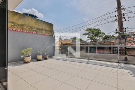 Varanda de casa à venda com 3 quartos, 162m² em Vila Curuçá Velha, São Paulo