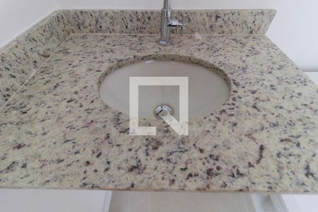 Lavabo de apartamento para alugar com 1 quarto, 49m² em Campo Belo, São Paulo
