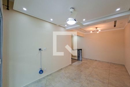Sala/Cozinha de apartamento para alugar com 2 quartos, 62m² em Ocian, Praia Grande