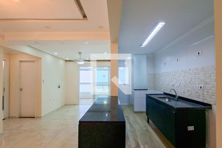 Sala/Cozinha de apartamento para alugar com 2 quartos, 62m² em Ocian, Praia Grande