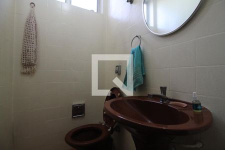 Casa à venda com 229m², 3 quartos e 3 vagasLavabo