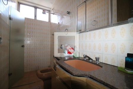 Casa à venda com 229m², 3 quartos e 3 vagasBanheiro Social