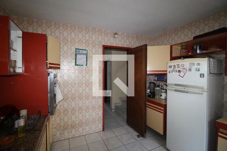 Casa à venda com 229m², 3 quartos e 3 vagasCozinha