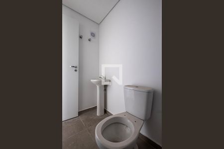 Banheiro de kitnet/studio à venda com 1 quarto, 24m² em Cerqueira César, São Paulo