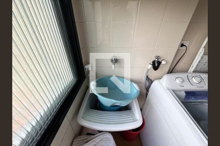 Apartamento à venda com 70m², 2 quartos e 1 vagaÁrea de Serviço