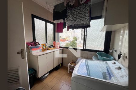 Apartamento à venda com 70m², 2 quartos e 1 vagaÁrea de Serviço