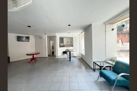 Apartamento à venda com 70m², 2 quartos e 1 vagaÁrea comum