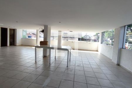 Apartamento à venda com 120m², 2 quartos e 1 vaga Apartamento à venda com 120m², 2 quartos e 1 vagaÁrea Comum - Salão de Festas