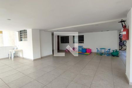 Apartamento à venda com 120m², 2 quartos e 1 vaga Apartamento à venda com 120m², 2 quartos e 1 vagaÁrea Comum - Playground