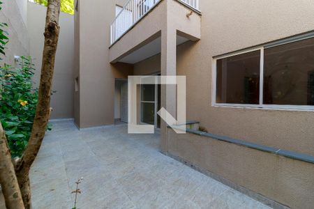 Apartamento para alugar com 114m², 2 quartos e 1 vagaQuintal