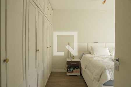 Apartamento à venda com 140m², 4 quartos e 2 vagasSuite