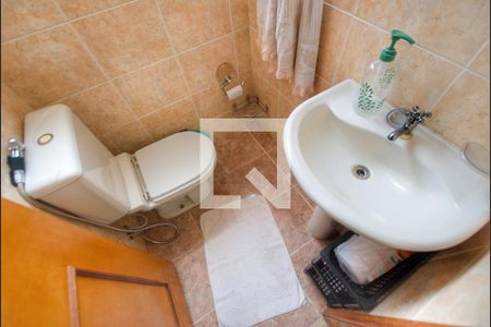 Apartamento à venda com 145m², 3 quartos e 2 vagas Apartamento à venda com 145m², 3 quartos e 2 vagasTerraço - Lavabo