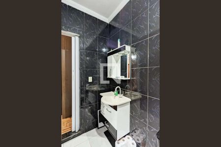 Banheiro da suíte de casa à venda com 2 quartos, 213m² em Vila Sacadura Cabral, São Bernardo do Campo