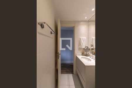 Apartamento à venda com 95m², 2 quartos e 2 vagasBanheiro Social