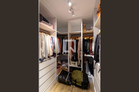 Apartamento à venda com 95m², 2 quartos e 2 vagasSuíte