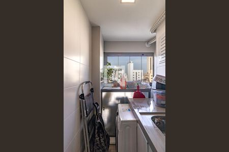 Apartamento à venda com 95m², 2 quartos e 2 vagasÁrea de serviço