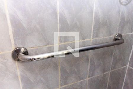 Apartamento à venda com 50m², 2 quartos e 1 vagaDetalhe do banheiro