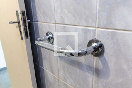 Apartamento à venda com 50m², 2 quartos e 1 vagaDetalhe do banheiro