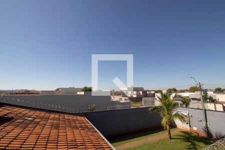 Vista da sala de apartamento para alugar com 2 quartos, 70m² em Residencial Paulo Estrela, Goiânia