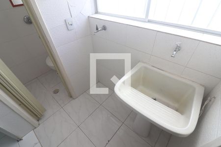 Apartamento para alugar com 72m², 2 quartos e 1 vagaÁrea de Serviço