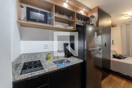 Cozinha de kitnet/studio para alugar com 1 quarto, 27m² em Bela Vista, São Paulo