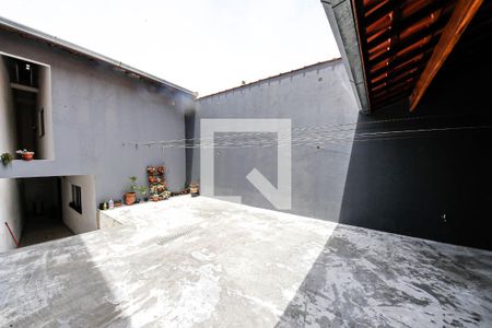 Casa à venda com 190m², 2 quartos e 3 vagasQuintal