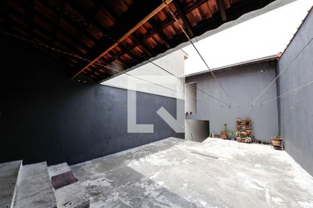 Casa à venda com 190m², 2 quartos e 3 vagasQuintal