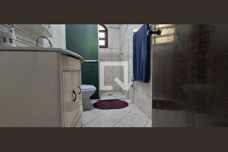 Casa à venda com 205m², 3 quartos e 2 vagasBanheiro 3