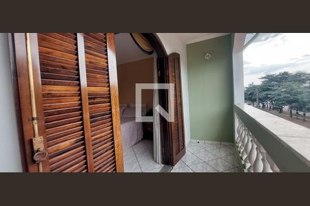 Casa à venda com 205m², 3 quartos e 2 vagasVaranda Quarto 3