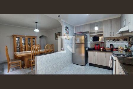 Casa à venda com 205m², 3 quartos e 2 vagasCozinha