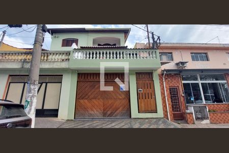 Casa à venda com 205m², 3 quartos e 2 vagasFachada