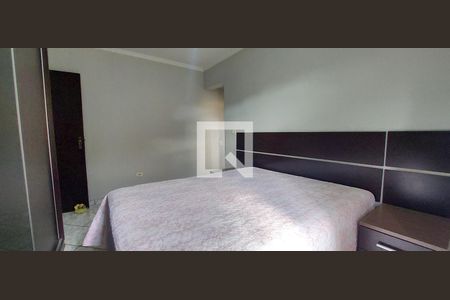 Casa à venda com 205m², 3 quartos e 2 vagasQuarto 1 suíte