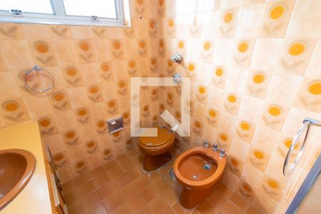 Casa à venda com 124m², 3 quartos e 2 vagasBanheiro Social