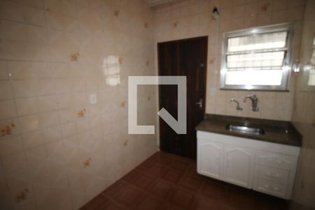 Cozinha de casa para alugar com 1 quarto, 65m² em Vila Diva (zona Leste), São Paulo